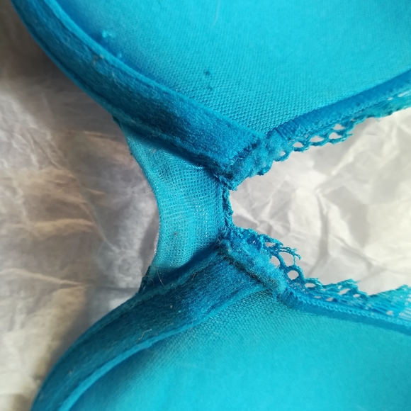Obsession lace pushup bra - Picture 2 of 4